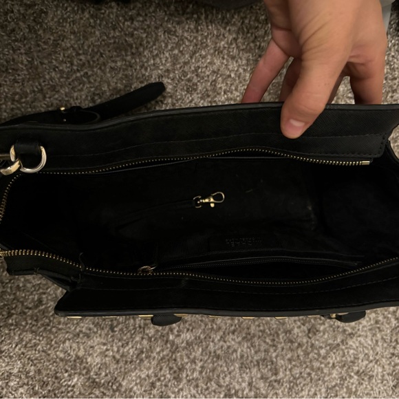 Michael Kors Selma stud leather purse - Picture 6 of 7